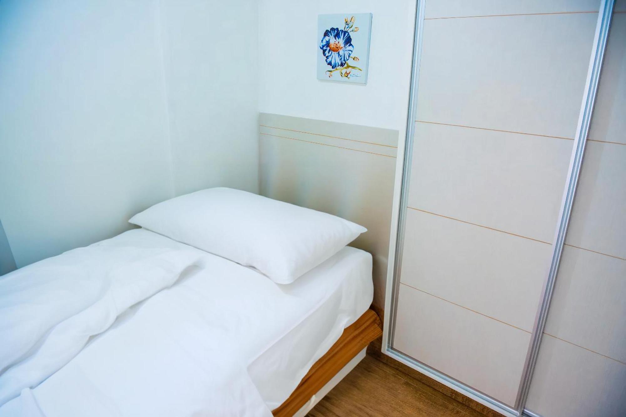 Apartamento Enseada Nautico Caldas Novas - Go Dış mekan fotoğraf